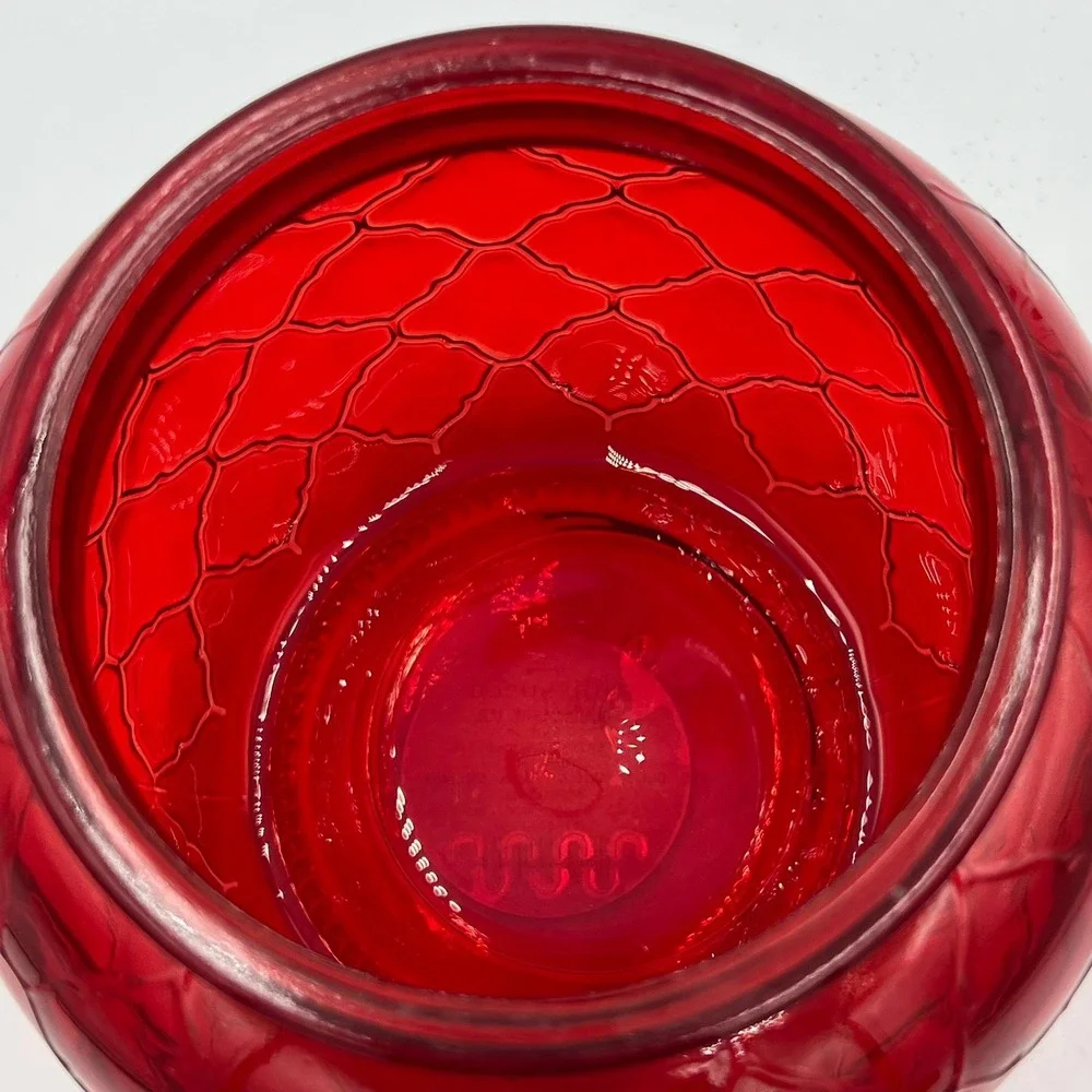 Threshold Glass Candy Jar Red Excellent Quilted Farmhouse 200 09 0249